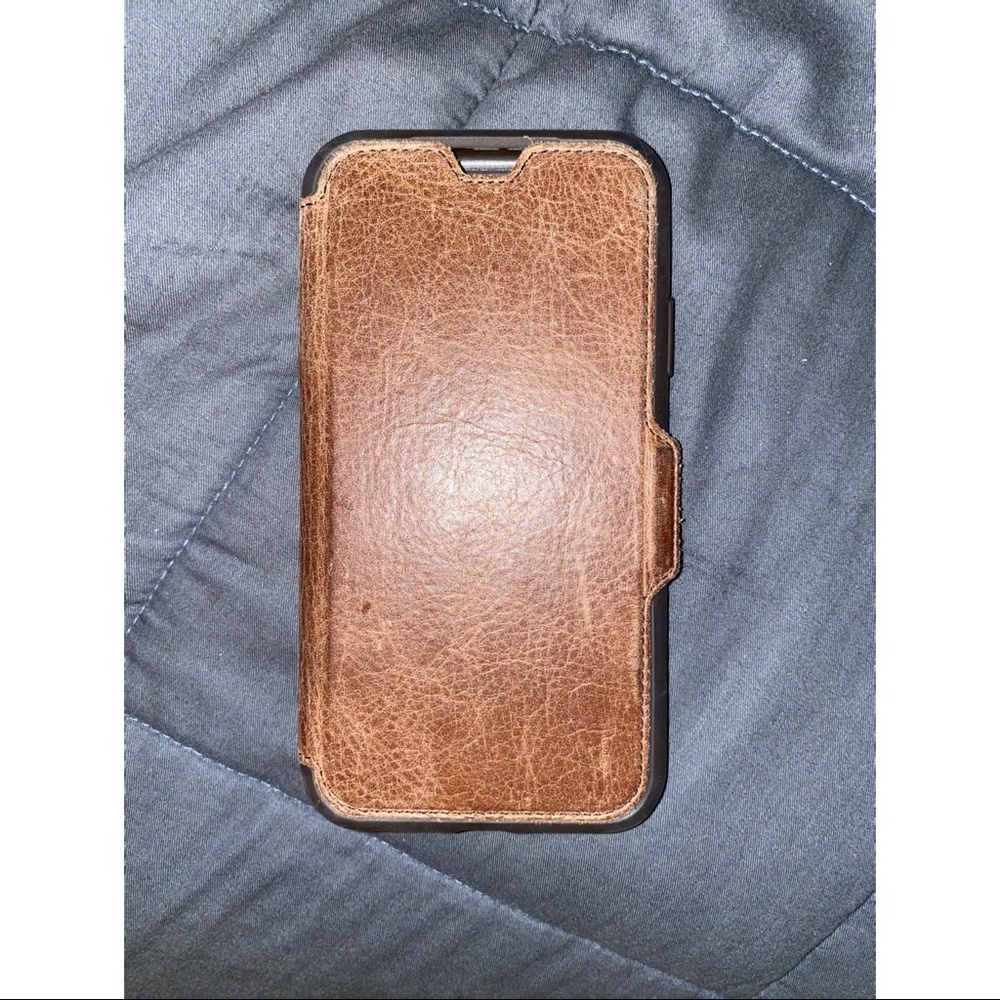 OtterBox Strada Series Folio Case for iPhone XR